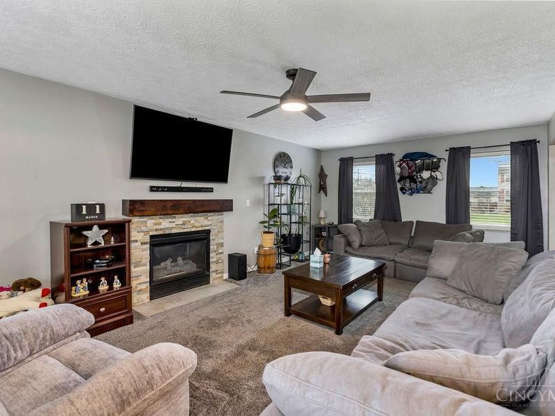 200 Greenwood Lane, Trenton, OH 45067 Photo 8