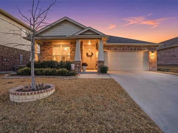 10909 Golden Barrel Court, Fort Worth, TX 76108