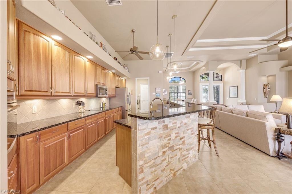 1028 Dolphin Dr , Cape Coral, FL 33904 Photo