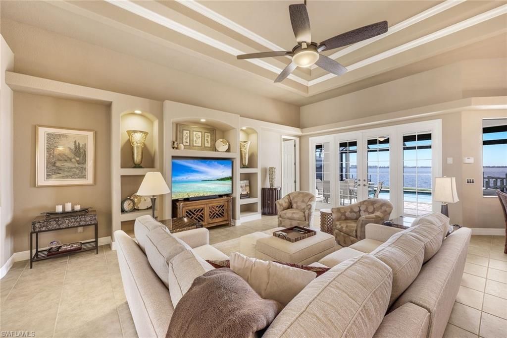 1028 Dolphin Dr , Cape Coral, FL 33904 Photo