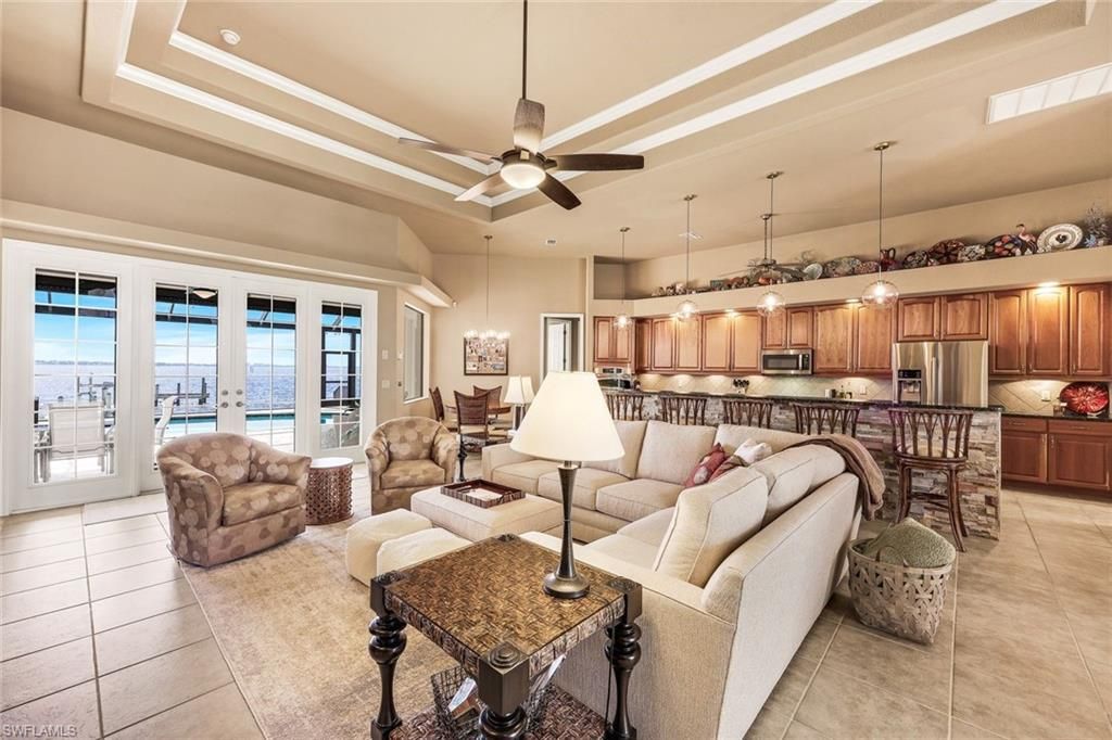 1028 Dolphin Dr , Cape Coral, FL 33904 Photo