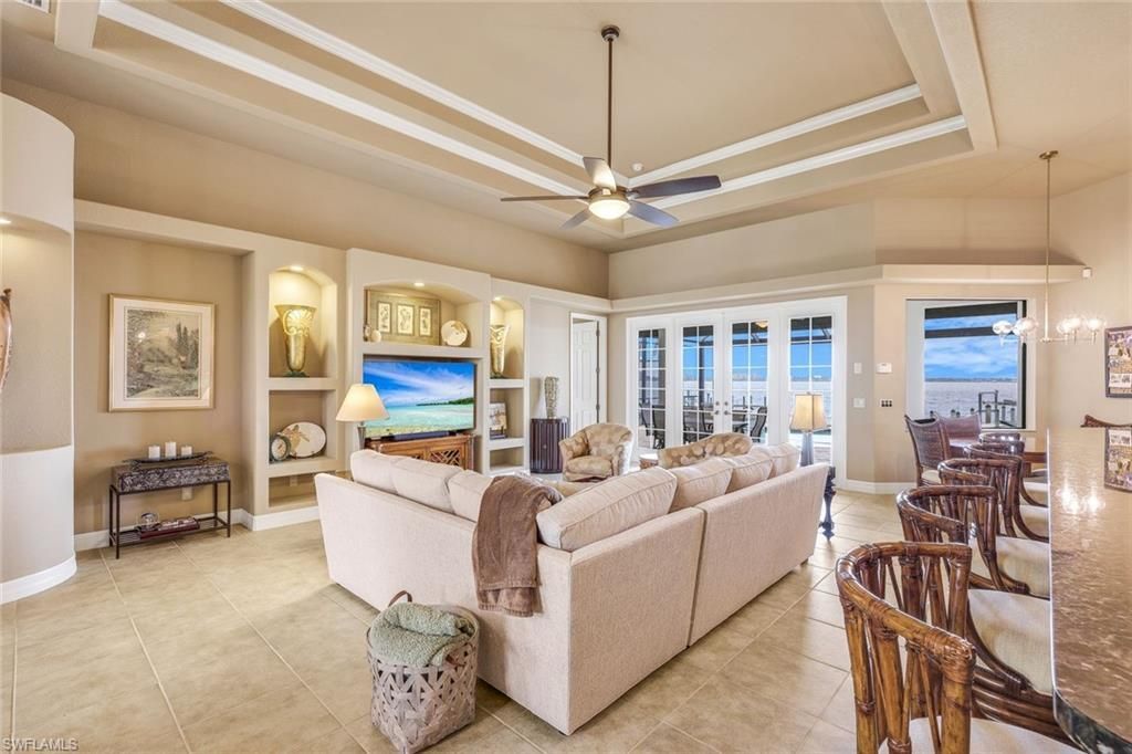 1028 Dolphin Dr , Cape Coral, FL 33904 Photo