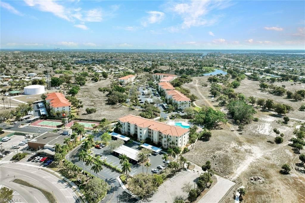 4005 Palm Tree Blvd, Unit 307, Cape Coral, FL 33904 Photo