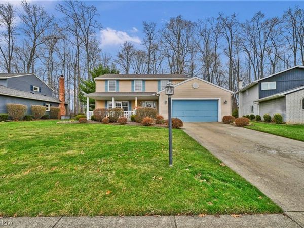 15888 Inglewood Drive, Strongsville, OH 44136