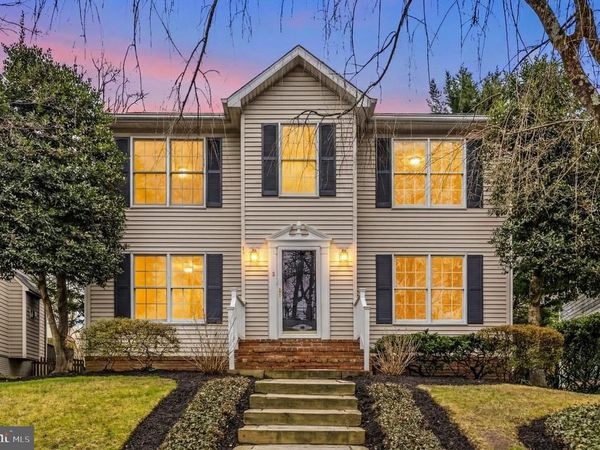 8 WYOMING COURT, BETHESDA, MD 20816