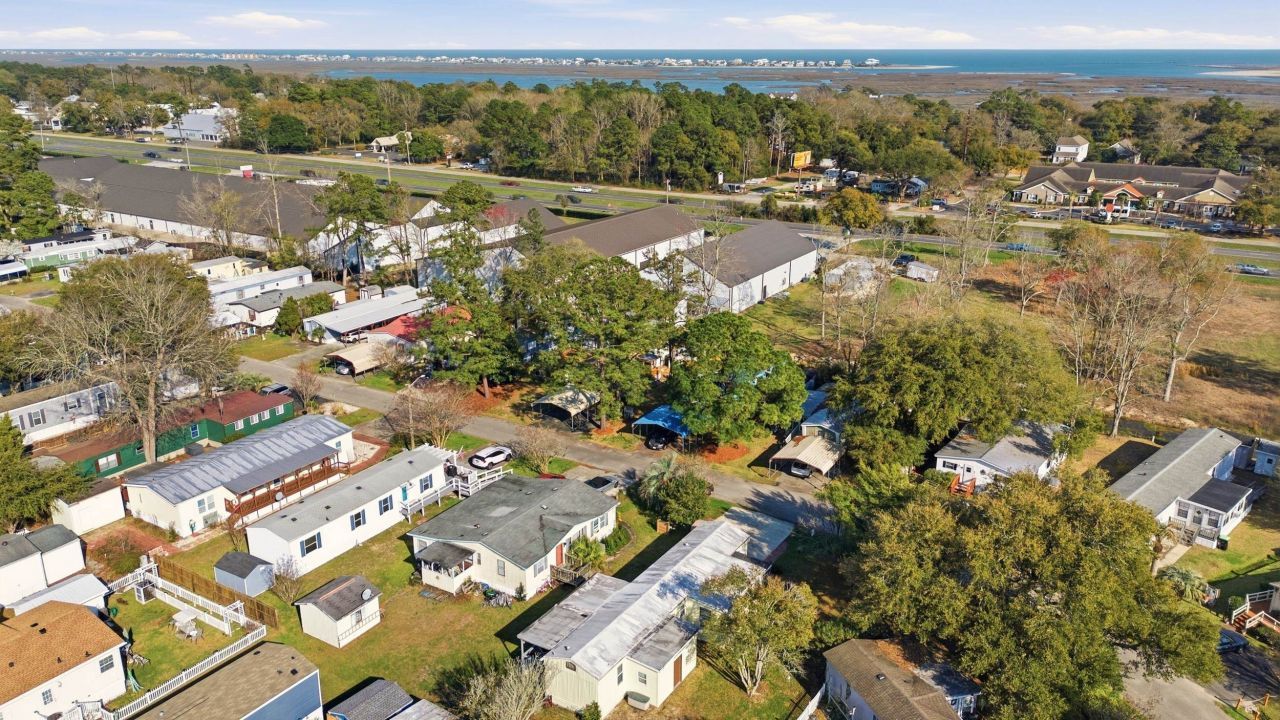 154 Crooked Island Circle Photo 24