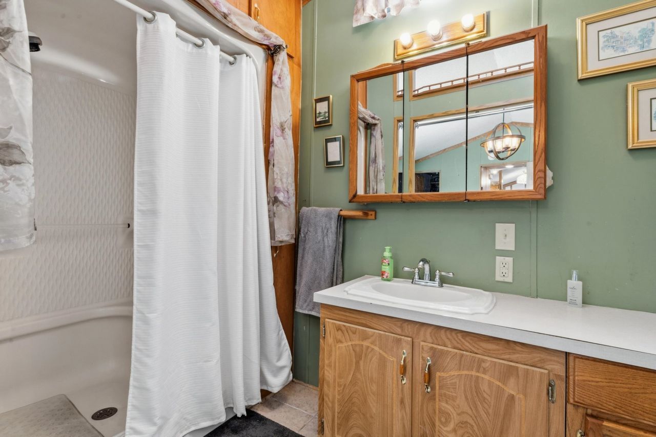 154 Crooked Island Circle Photo 9