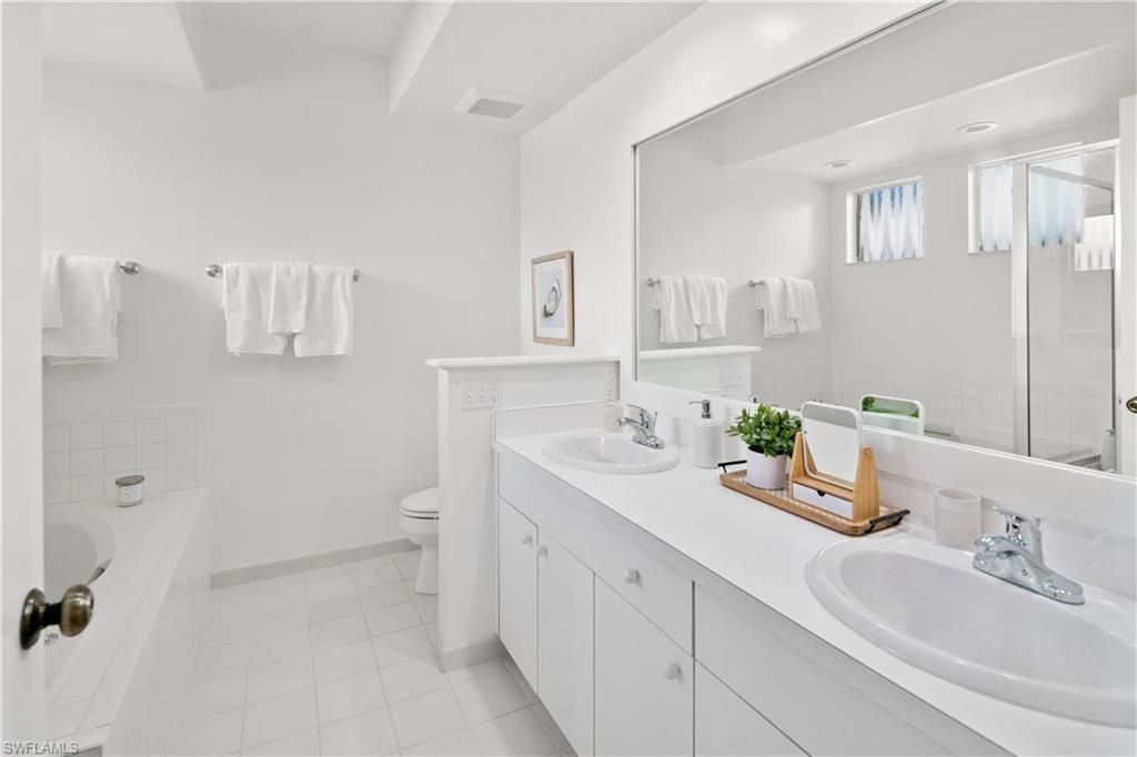 784 Willowbrook Dr, Unit 607, Naples, FL 34108 Photo