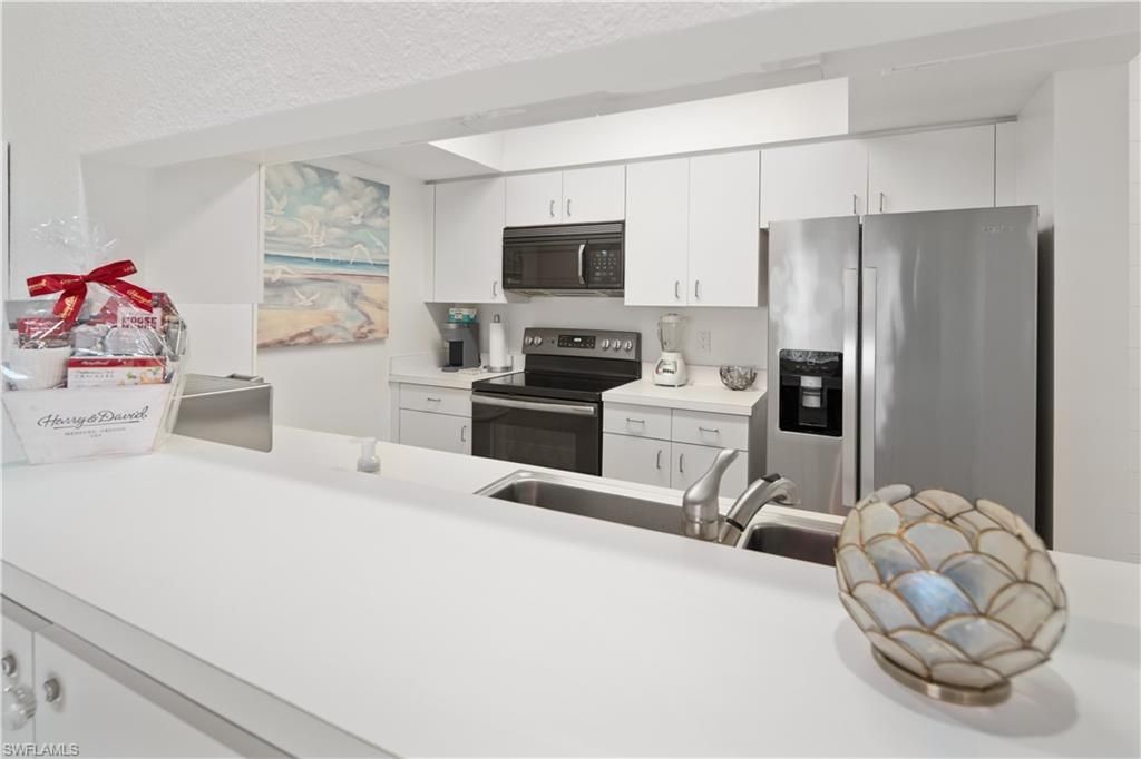 784 Willowbrook Dr, Unit 607, Naples, FL 34108 Photo