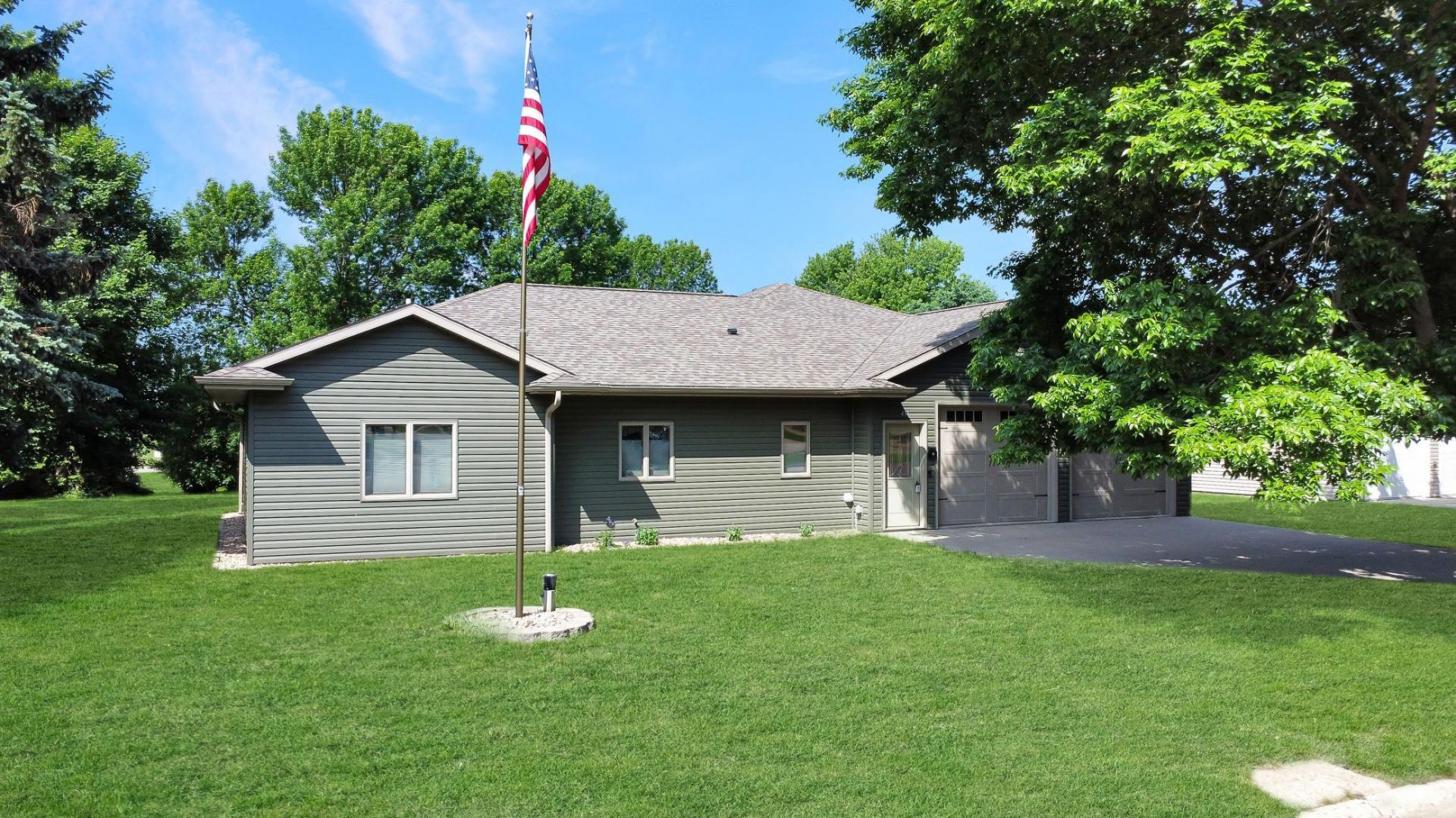 431 Elizabeth Avenue, Lake Wilson, MN 56151
