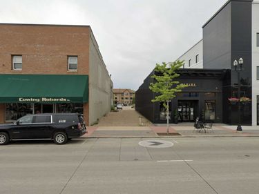 510 Broadway Street , Alexandria, MN 56308