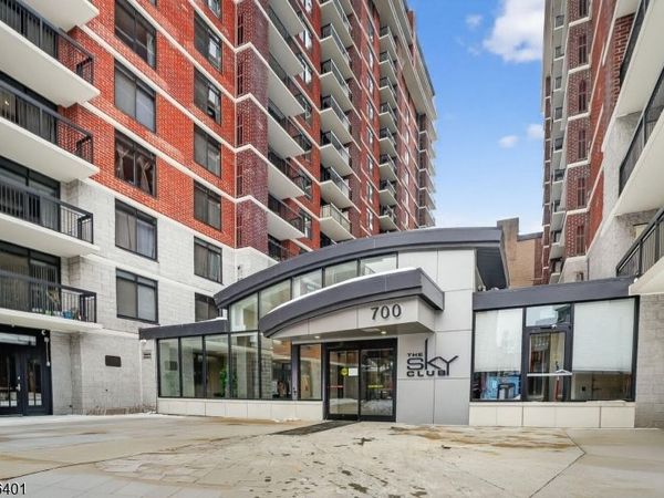 700 1St ST, Hoboken, NJ 07030