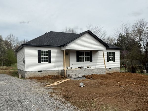 207 Ledbetter Rd , Shelbyville, TN 37160