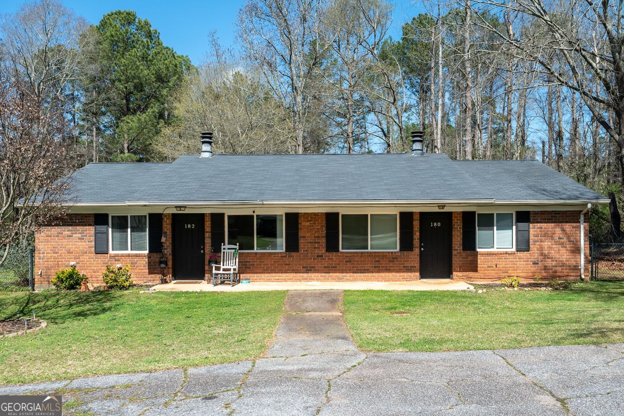180 Ramble Hills Circle, Unit 180 & 182, Athens, GA 30606 Main Photo