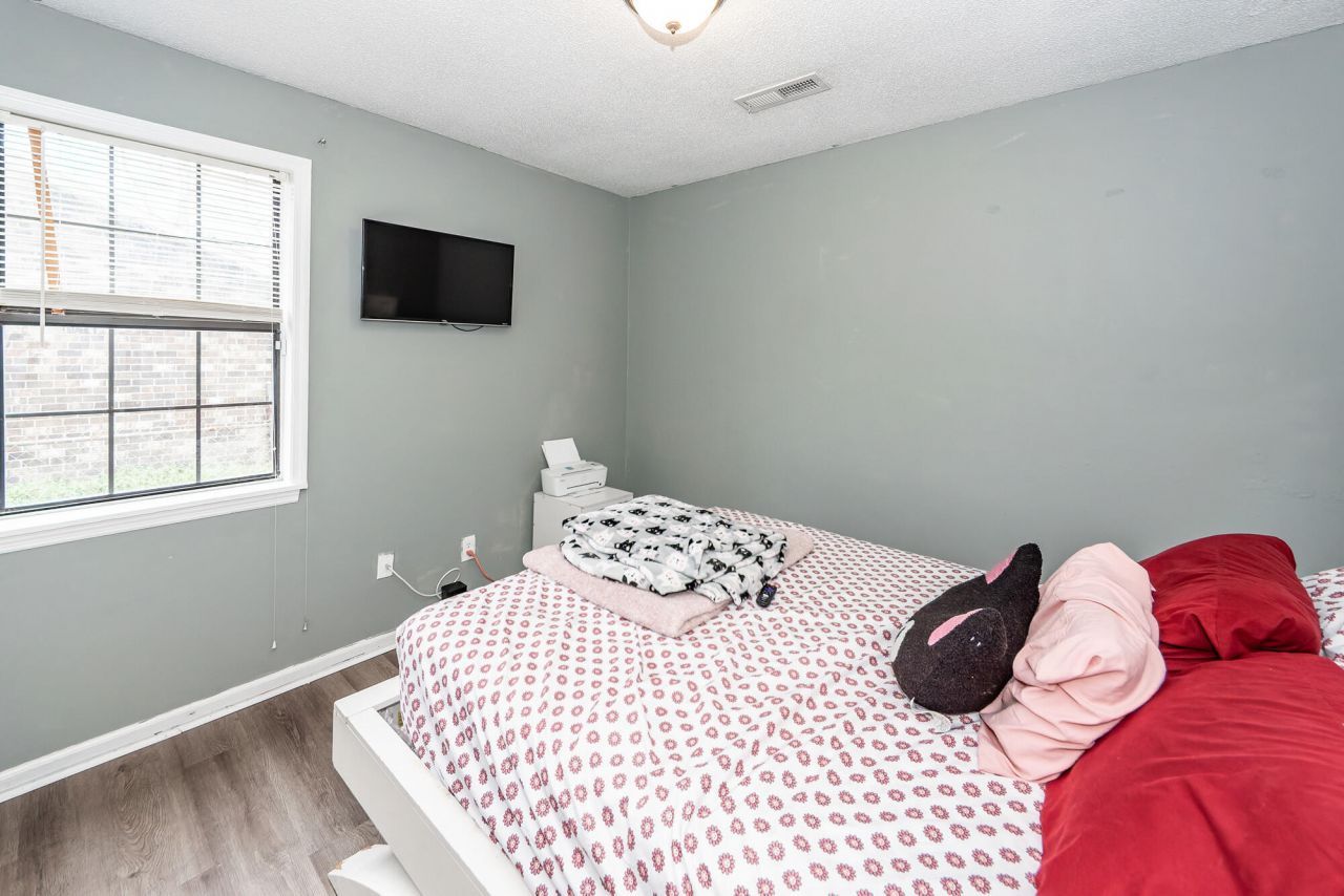 112 Fripp Lane Photo 16