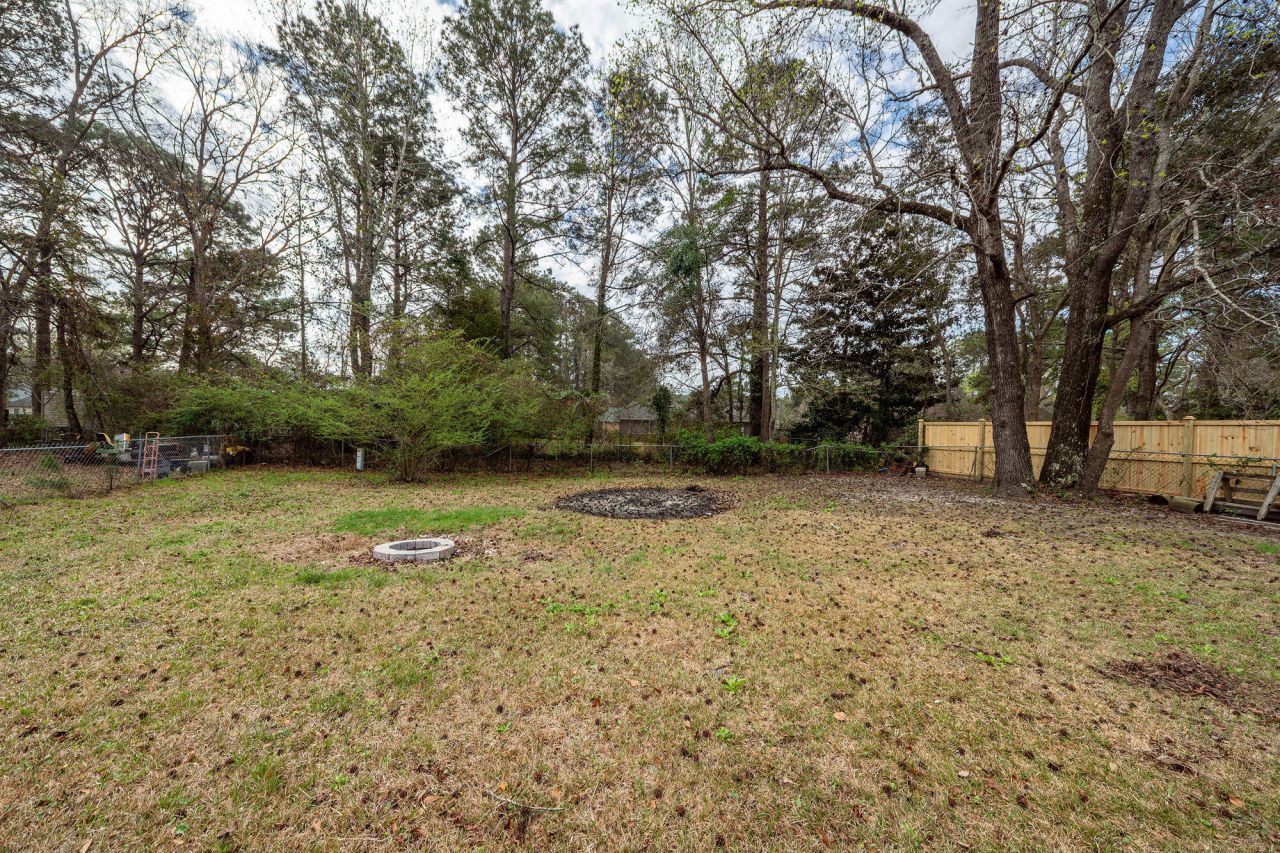 112 Fripp Lane Photo 25