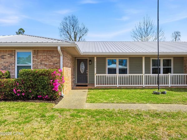 4326 Pine Tree Lane , Lynn Haven, FL 32444