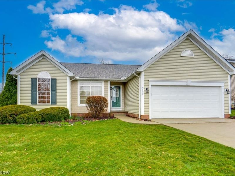 4046 Lindbergh Avenue NW, Canton, OH 44718 Photo 2