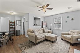 1111 Rumar Street  photo 4