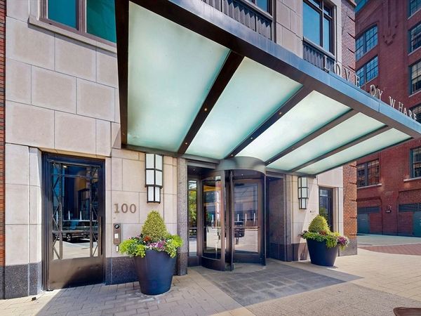 100 Lovejoy Wharf, Unit 5Q, Boston, MA 02114