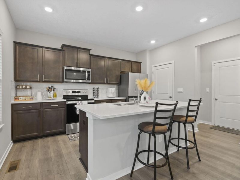 483 Madison Way , Plain City, OH 43064 Photo 5