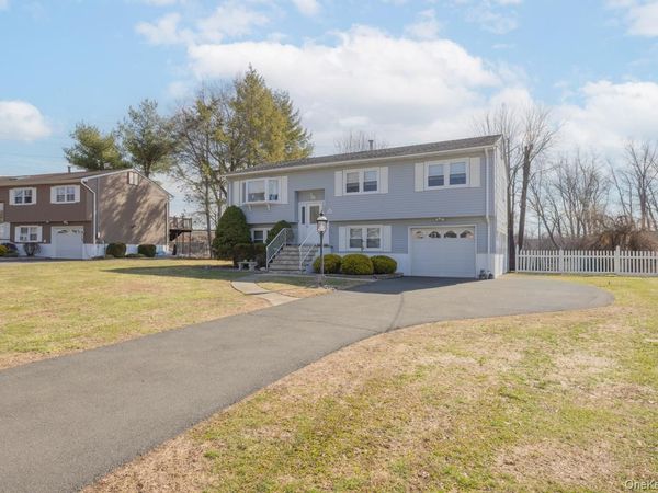 27 Hunter Place, Stony Point, NY 10980