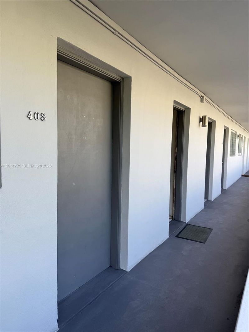 1620 West Ave , Unit 403, Miami Beach, FL 33139 Photo