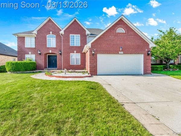 20379 Bannister Drive, Macomb Twp, MI 48044