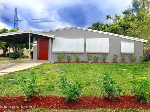 306 SW 15th Terrace , Delray Beach, FL 33444