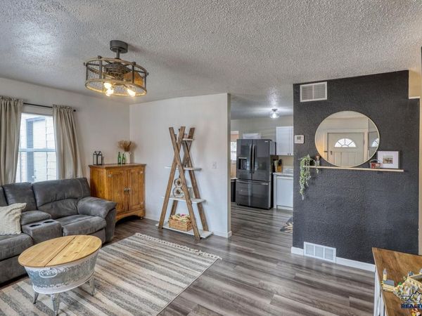 337 E ST FRANCIS, RAPID CITY, SD 57701