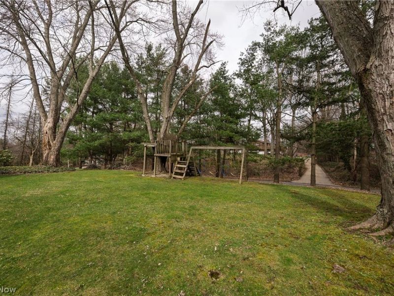 1420 Trails End Drive , New Franklin, OH 44216 Photo 18