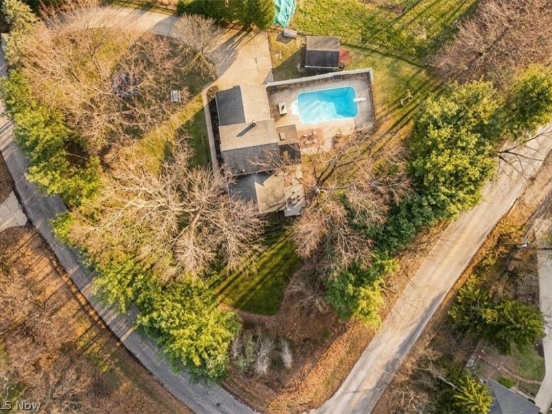 1420 Trails End Drive , New Franklin, OH 44216 Photo 3