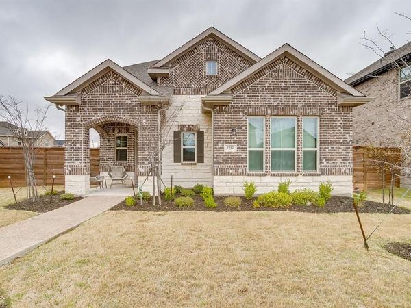 1912 Kit Fox Run, Mesquite, TX 75181