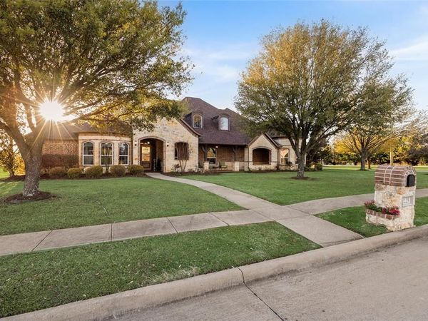 228 Crystal Court, Heath, TX 75032