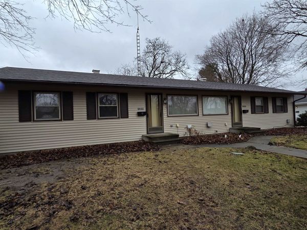 1208-1212 Oakley Street, BELVIDERE, IL 61008