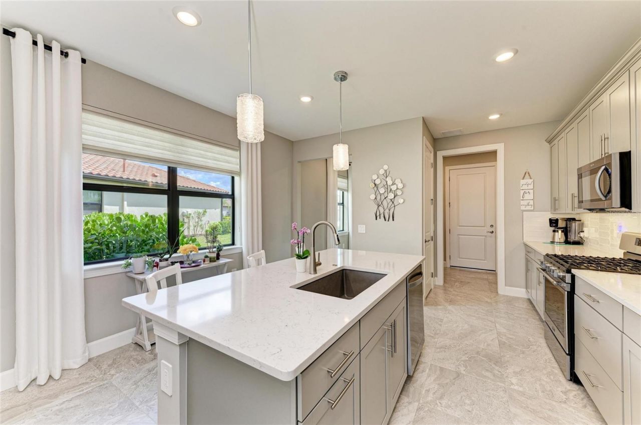 7575 Summerland Cove , Lakewood Ranch, FL 34202 Photo