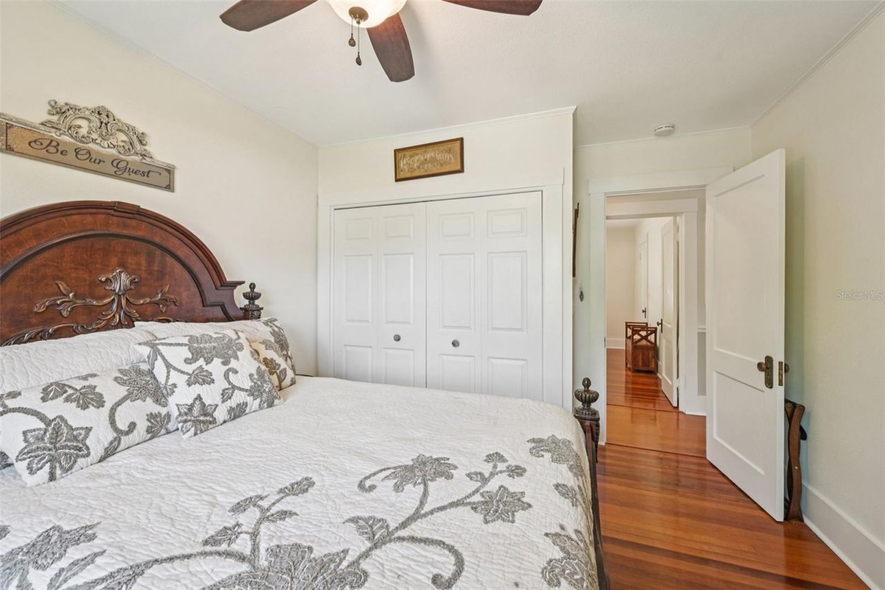 207 23rd Street W, Bradenton, FL 34205 Photo