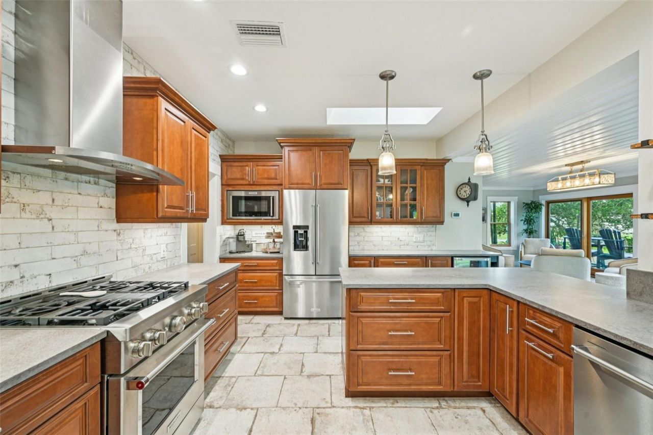 207 23rd Street W, Bradenton, FL 34205 Photo