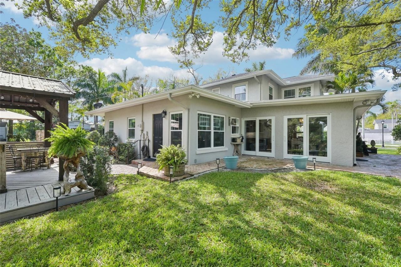 207 23rd Street W, Bradenton, FL 34205 Photo