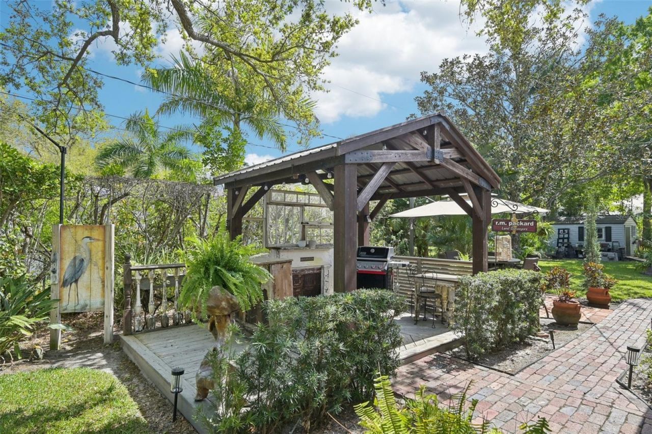 207 23rd Street W, Bradenton, FL 34205 Photo