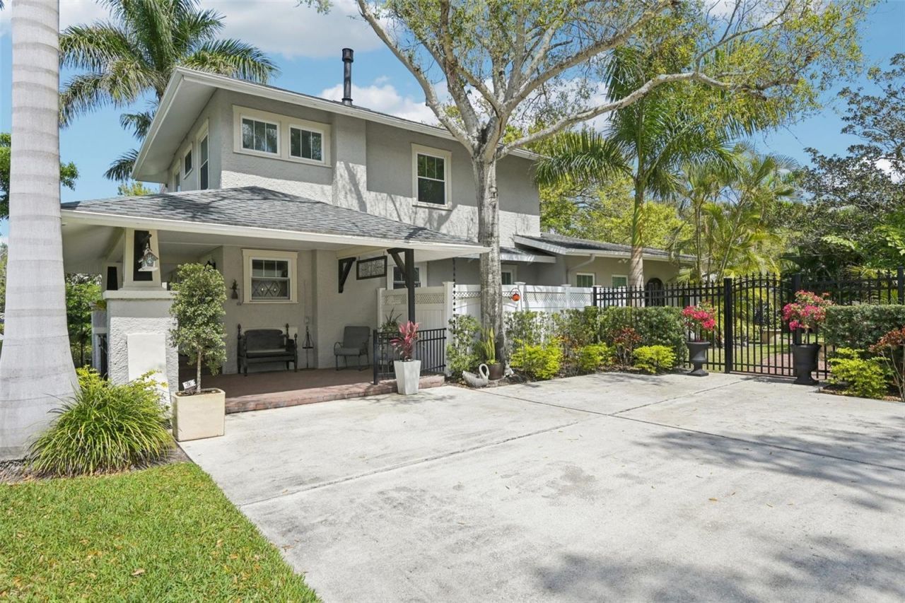 207 23rd Street W, Bradenton, FL 34205 Photo