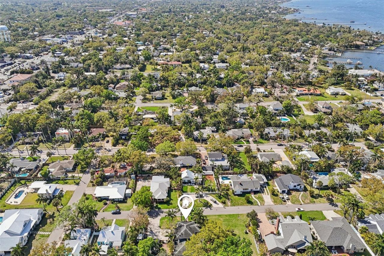 207 23rd Street W, Bradenton, FL 34205 Photo