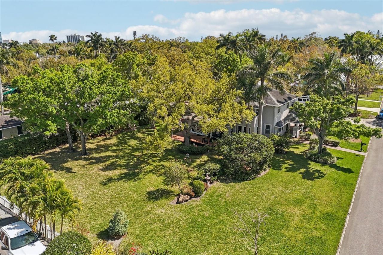 207 23rd Street W, Bradenton, FL 34205 Photo