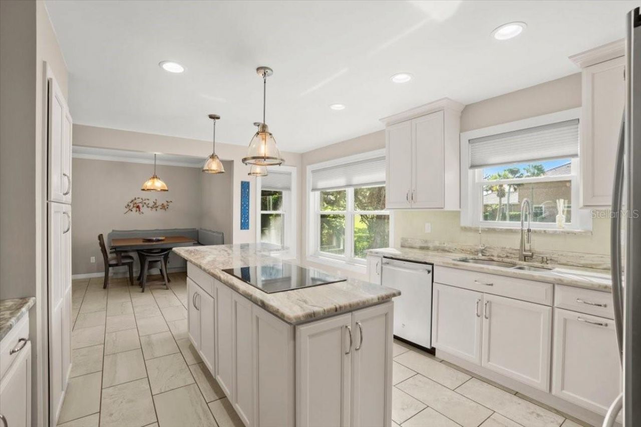 1517 N Halifax Avenue, Daytona Beach, FL 32118 Photo