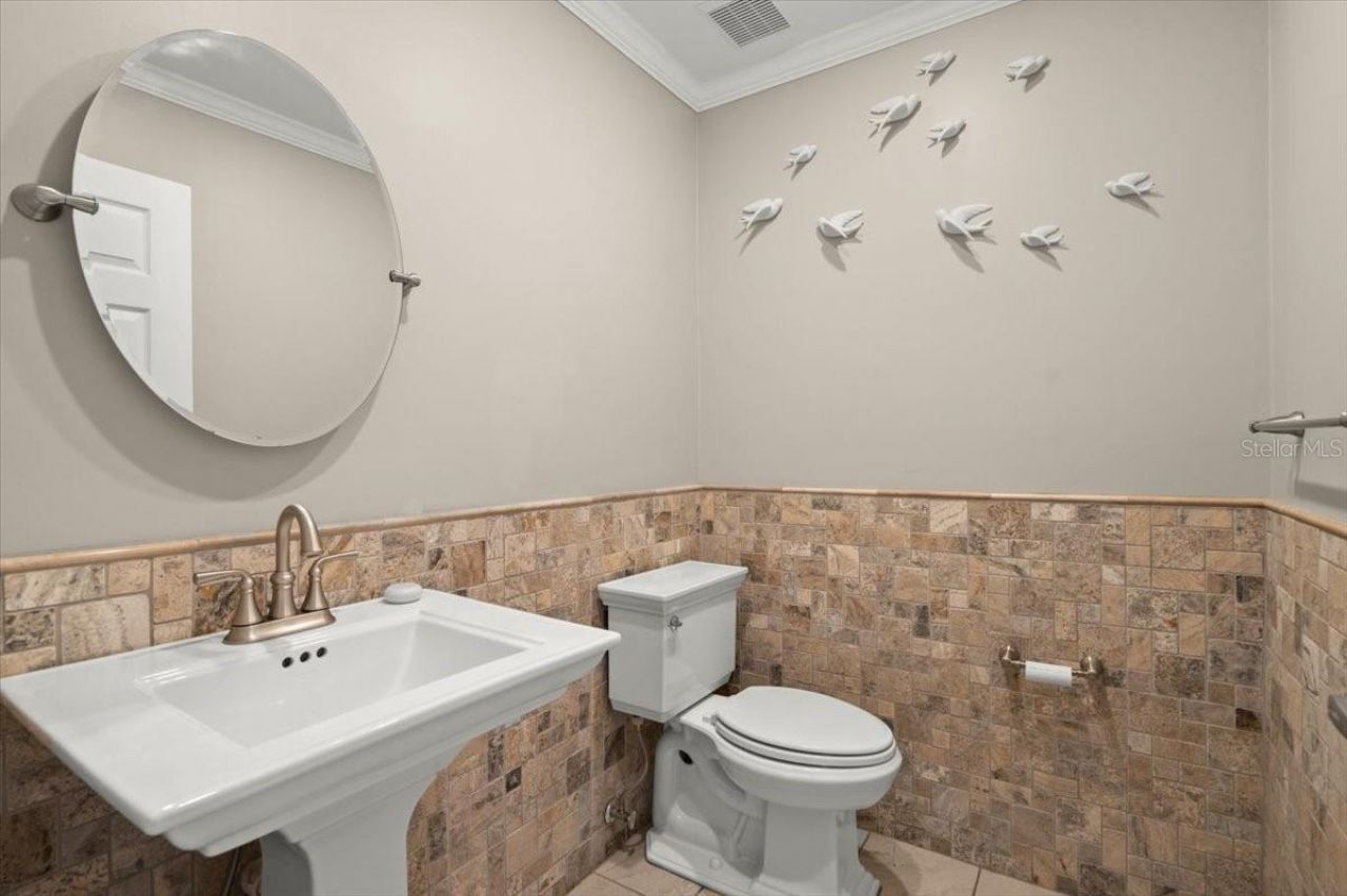 1517 N Halifax Avenue, Daytona Beach, FL 32118 Photo