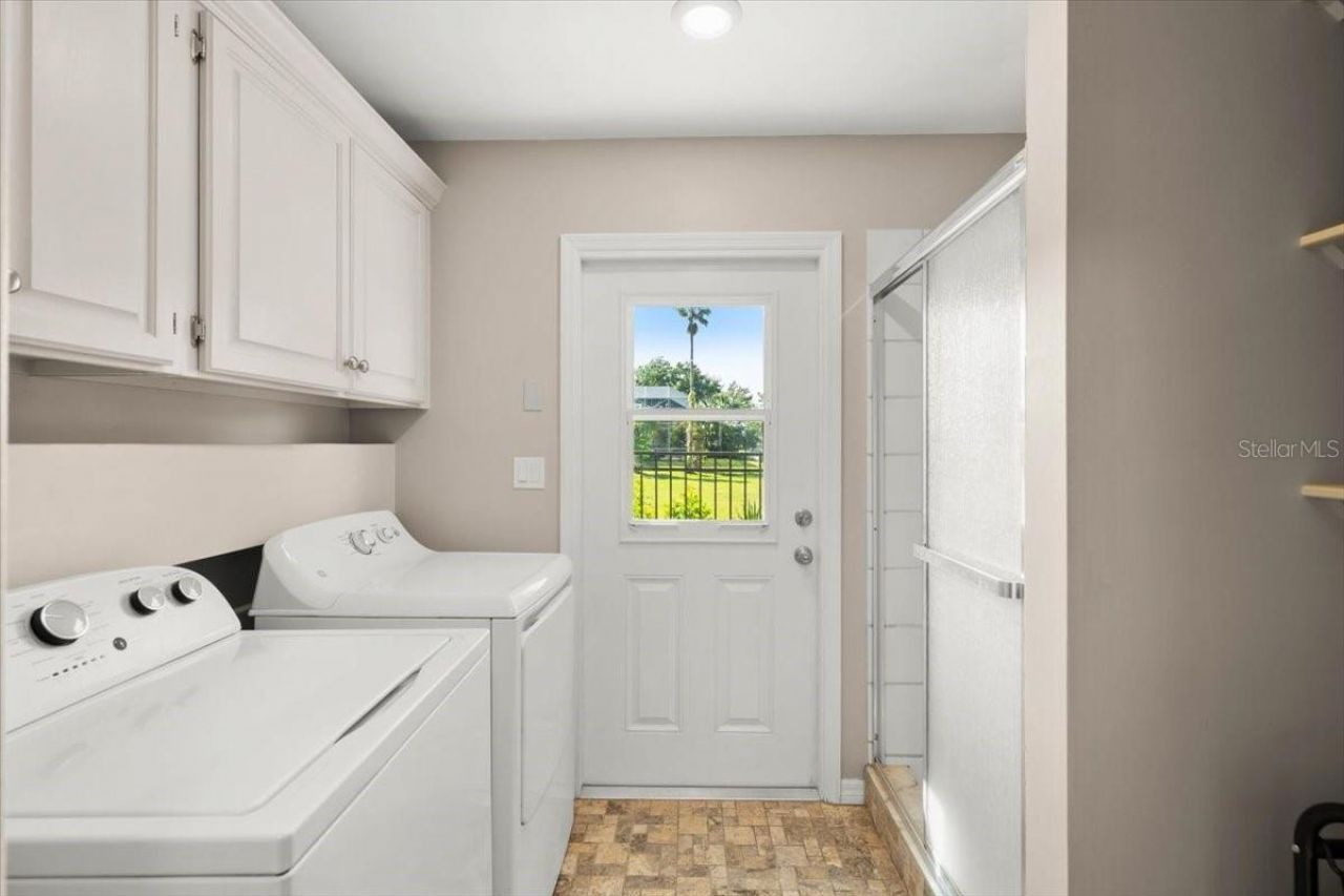 1517 N Halifax Avenue, Daytona Beach, FL 32118 Photo