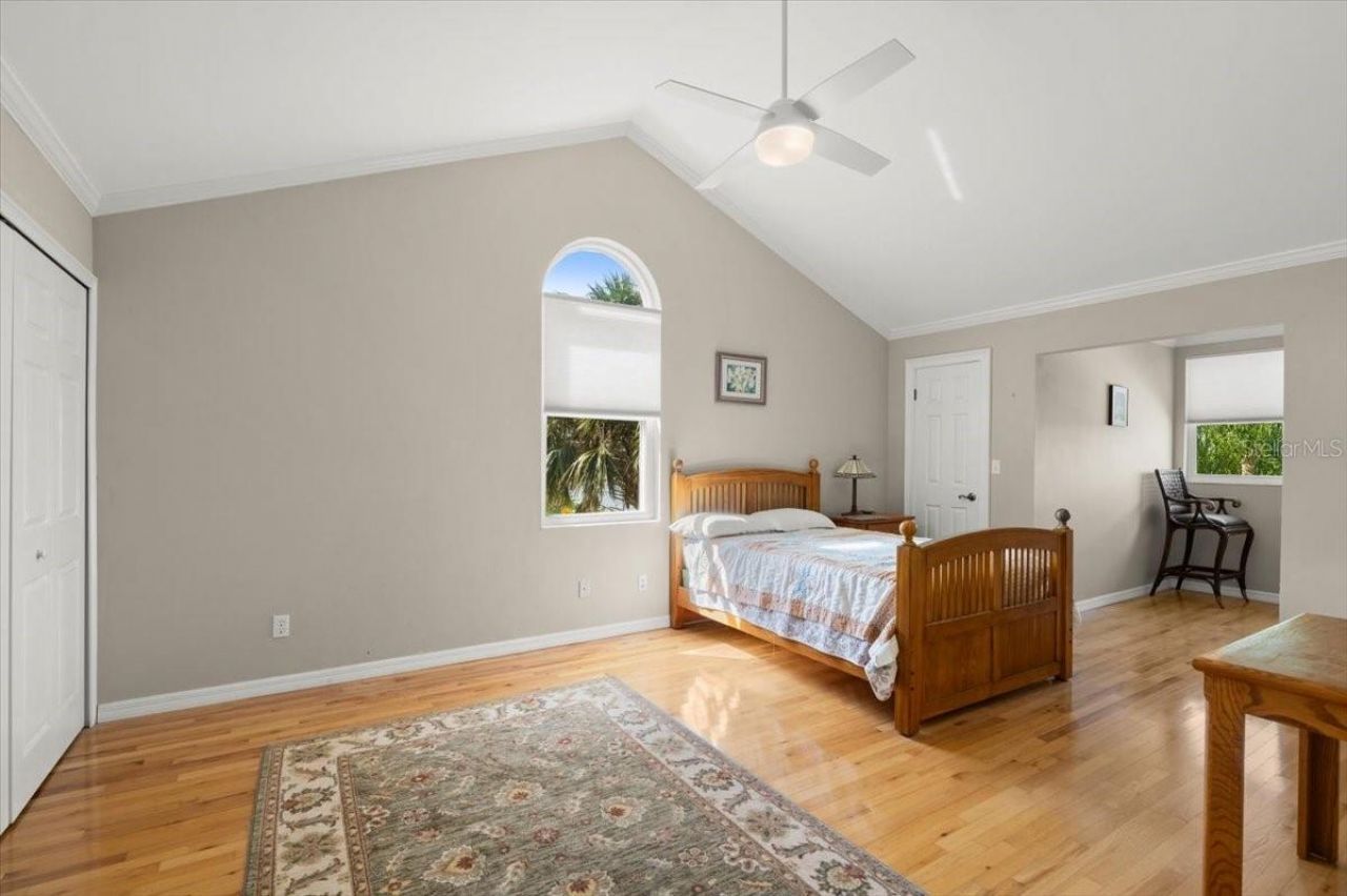 1517 N Halifax Avenue, Daytona Beach, FL 32118 Photo