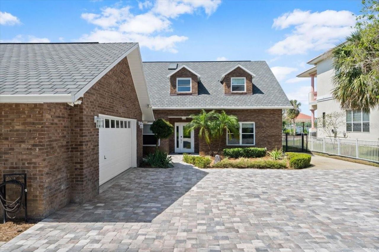 1517 N Halifax Avenue, Daytona Beach, FL 32118 Photo