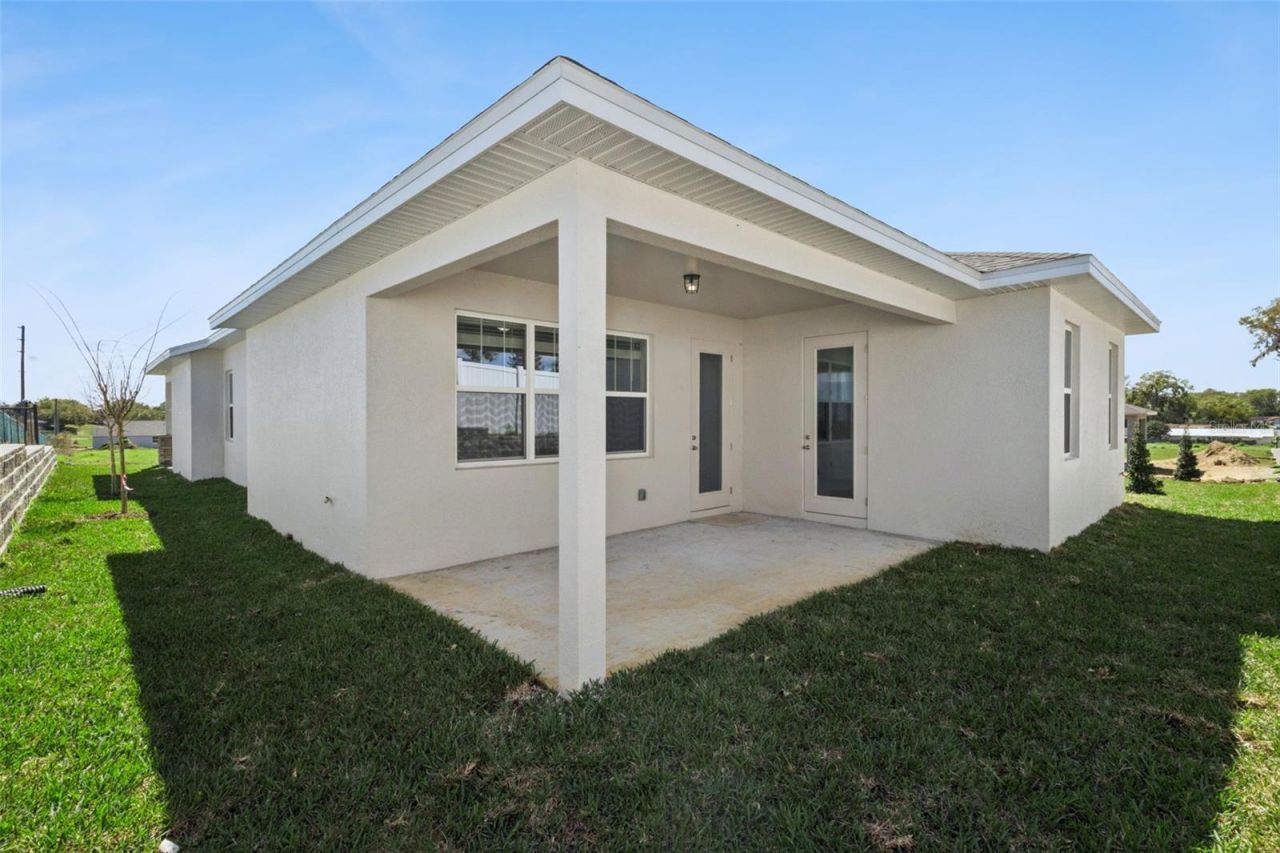 3704 Watercliff Circle, Grand Island, FL 32735 Photo