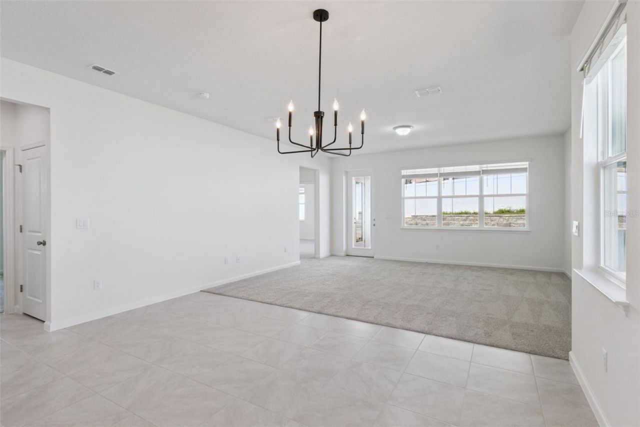 3704 Watercliff Circle, Grand Island, FL 32735 Photo